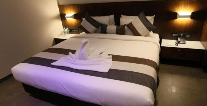 Hotel Celestiial , Candolim Ngoại thất bức ảnh