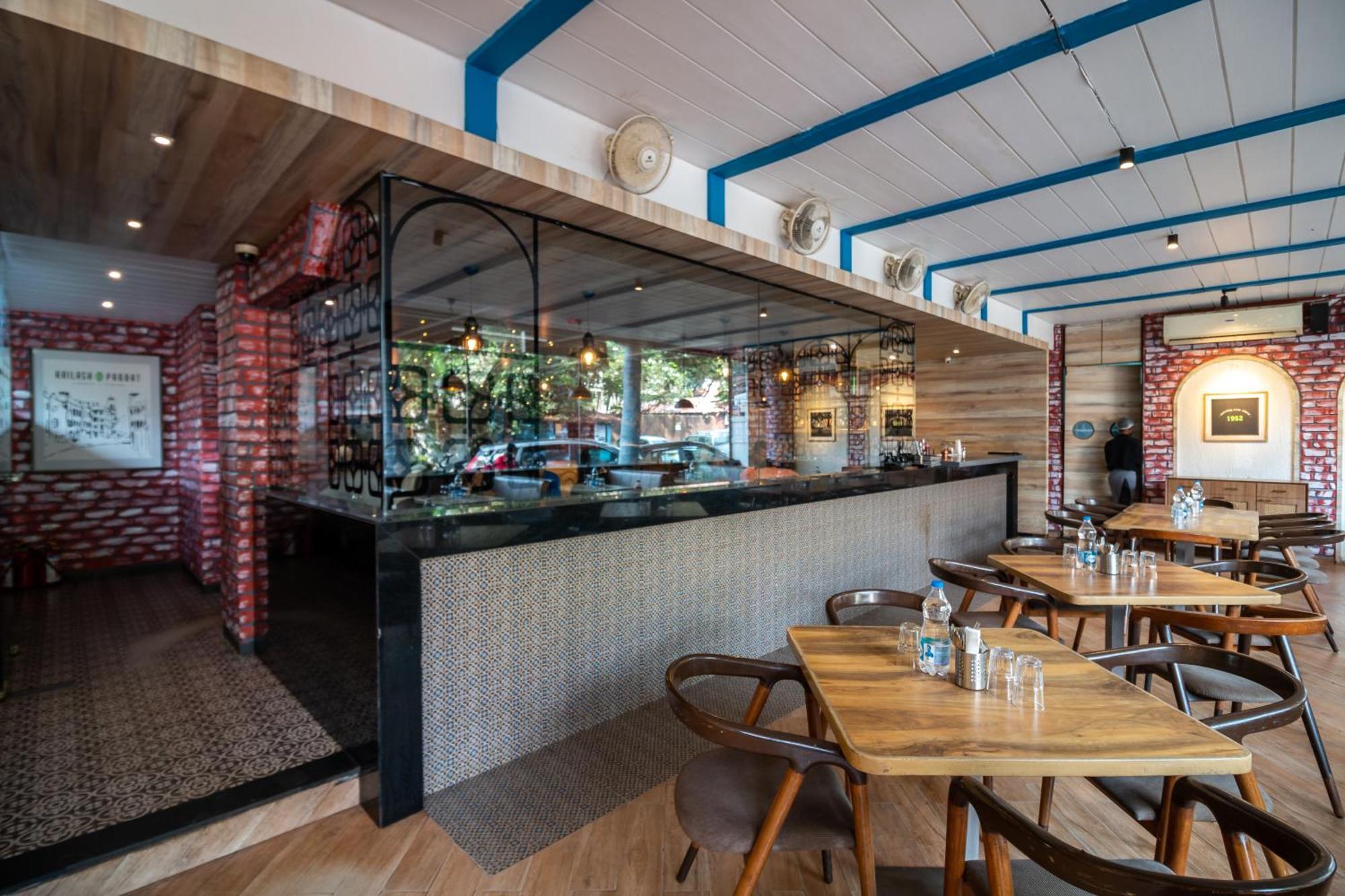 Hotel Celestiial , Candolim Ngoại thất bức ảnh