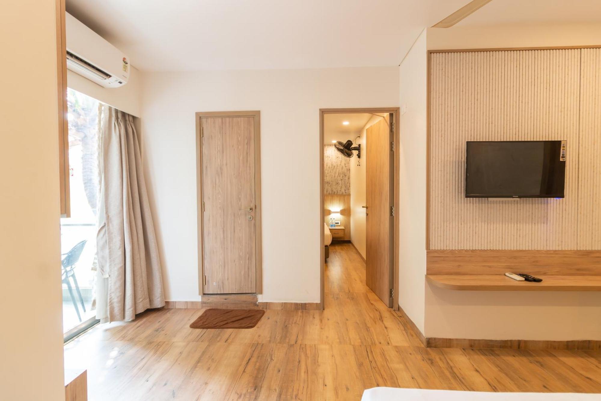 Hotel Celestiial , Candolim Ngoại thất bức ảnh
