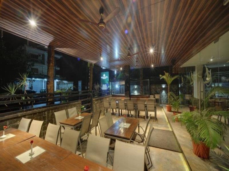 Hotel Celestiial , Candolim Ngoại thất bức ảnh