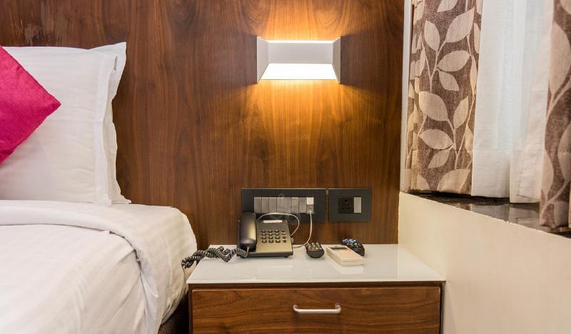 Hotel Celestiial , Candolim Ngoại thất bức ảnh